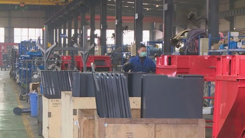 旌陽有家農(nóng)機(jī)廠產(chǎn)品遠(yuǎn)銷全球 今年首批60臺(tái)套聯(lián)合收割機(jī)啟運(yùn)伊朗